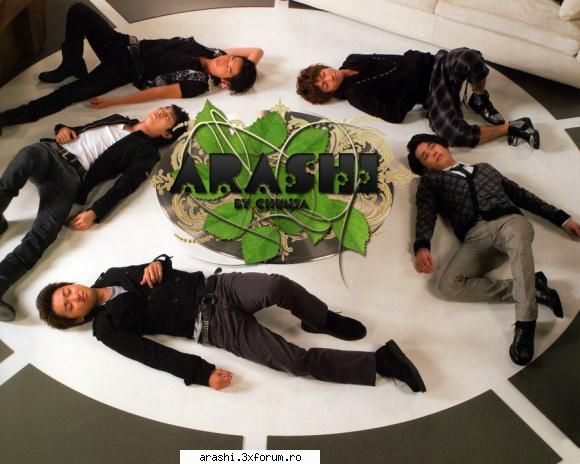 arashi wallpaper (=^.^=)