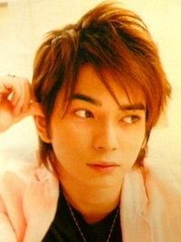 cele mai frumoase poze cu jun - Uite o poza, nu e chiar blond >.< dar e vopsit ^^ - ~Jun Matsumoto~